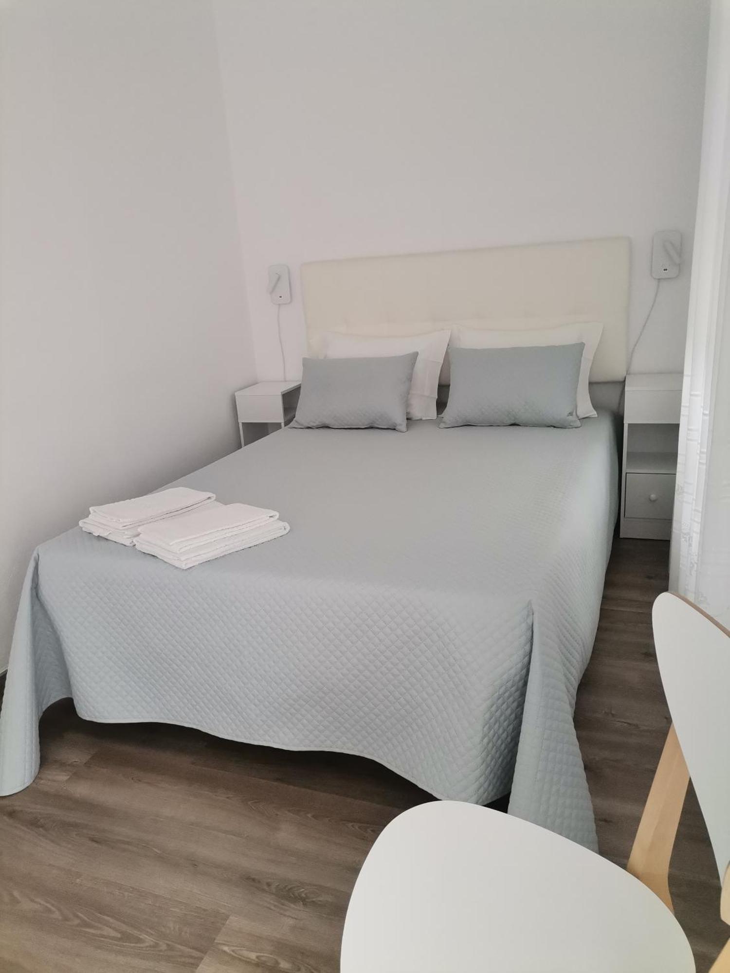 Baixinho Guest House Vila Praia de Ancora Ngoại thất bức ảnh