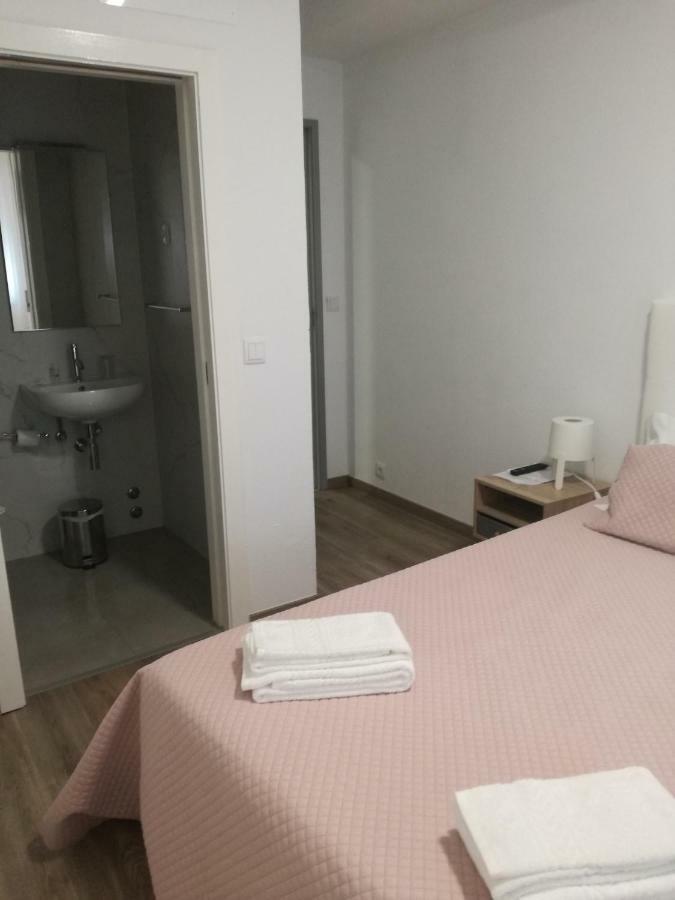 Baixinho Guest House Vila Praia de Ancora Ngoại thất bức ảnh