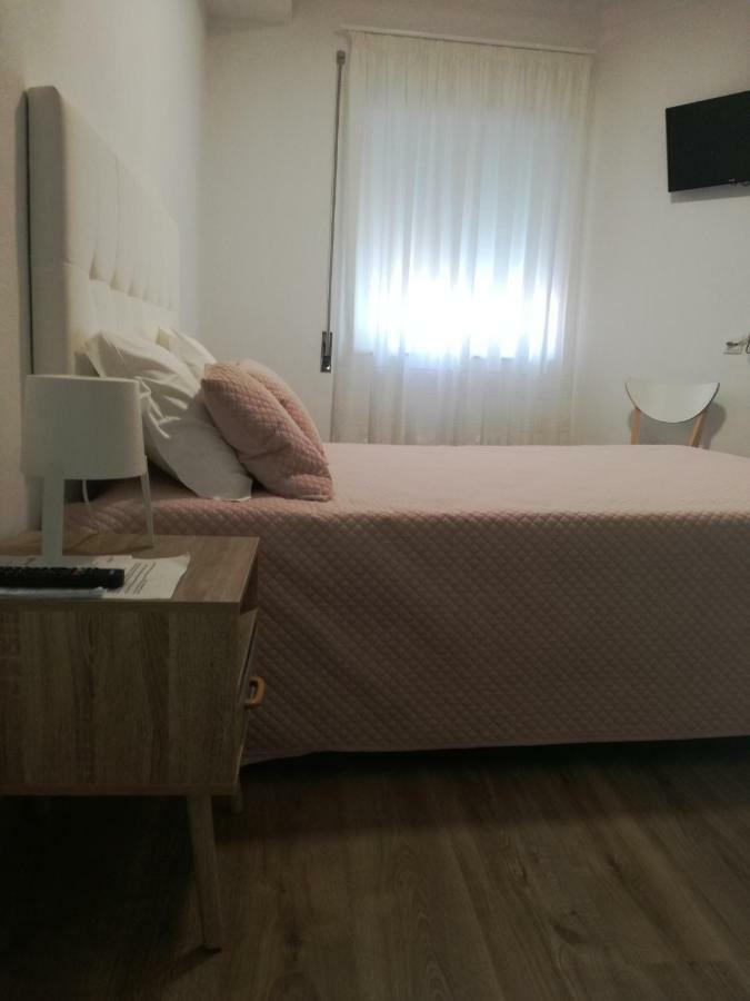 Baixinho Guest House Vila Praia de Ancora Ngoại thất bức ảnh